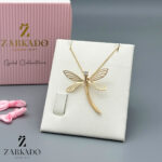 گردنبند زنجیری طرح سنجاقک با بال خطی کد N1219