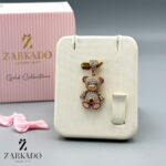 پلاک طلا طرح تدی نگین دار کد P1184