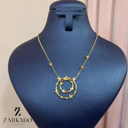 گردنبند طلا طرح حلقه پیچدار و پروانه