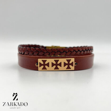 دستبند چرم با پلاک طلا طرح چهارپره