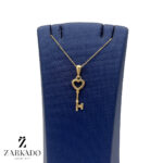 پلاک طلا طرح کلید و قلب کد P4174