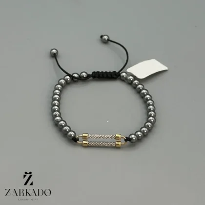 دستبند سنگی و پلاک طلا با مروارید نوک مدادی