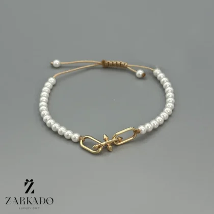 دستبند مرواریدی و پلاک طلا تیفانی تایتان مروارید سفید