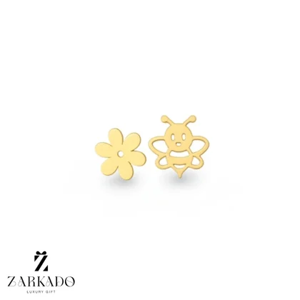 گوشواره میخی طلا طرح گل و زنبور